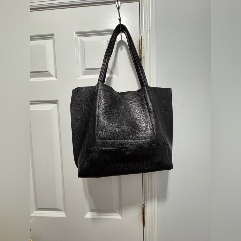 Botkier New York Black pebbled leather Tote Bag Sleek and Versatile